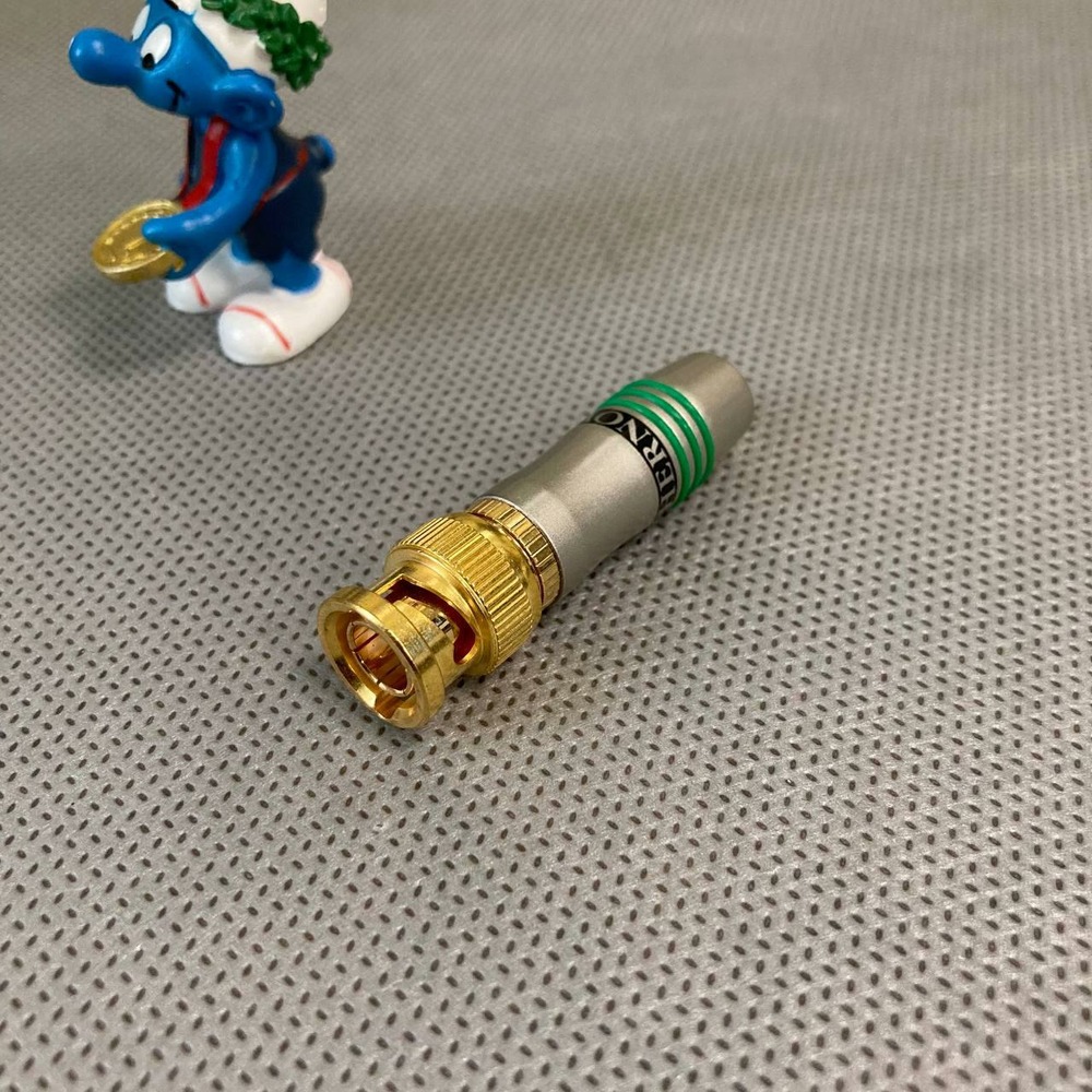 Разъем BNC (Папа) Tchernov Cable BNC Plug Original Green