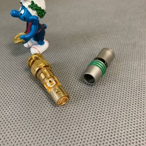 Разъем BNC (Папа) Tchernov Cable BNC Plug Original Green
