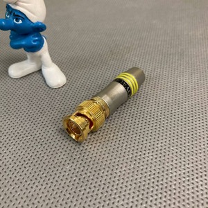 Разъем BNC (Папа) Tchernov Cable BNC Plug Original Yellow