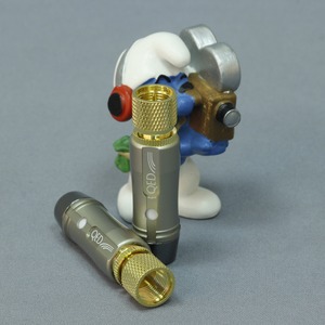 Разъем антенный F-типа QED (P-QEDRFTYPE/10) Reference F-Plug