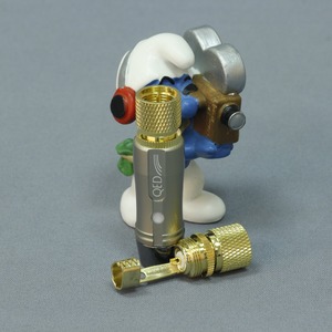 Разъем антенный F-типа QED (P-QEDRFTYPE/10) Reference F-Plug