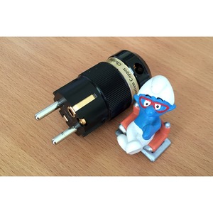Разъем EU Schuko IeGO Ti-2400M 8075 BK (Ru)