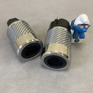 Комплект силовых разъемов Furutech FI-E50 NCF(R)/FI-50 NCF(R) Carbon Set