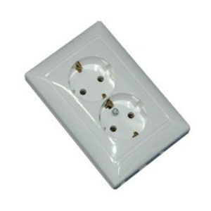 Розетка силовая Legrand 774400 Valena
