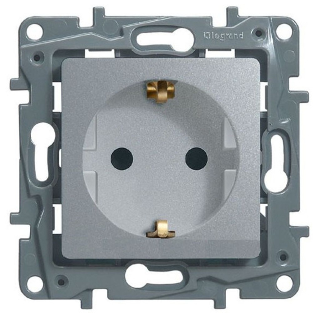 Розетка силовая Legrand 672431 Etika