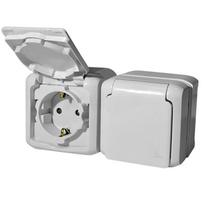 Розетка силовая Legrand 782353 Quteo