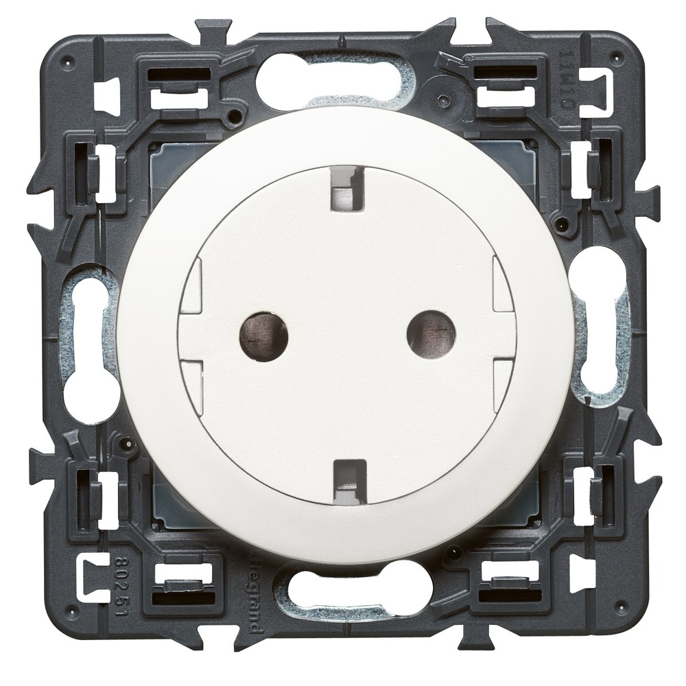 Розетка силовая Legrand 067166 Celiane