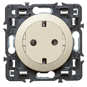 Розетка силовая Legrand 067169 Celiane