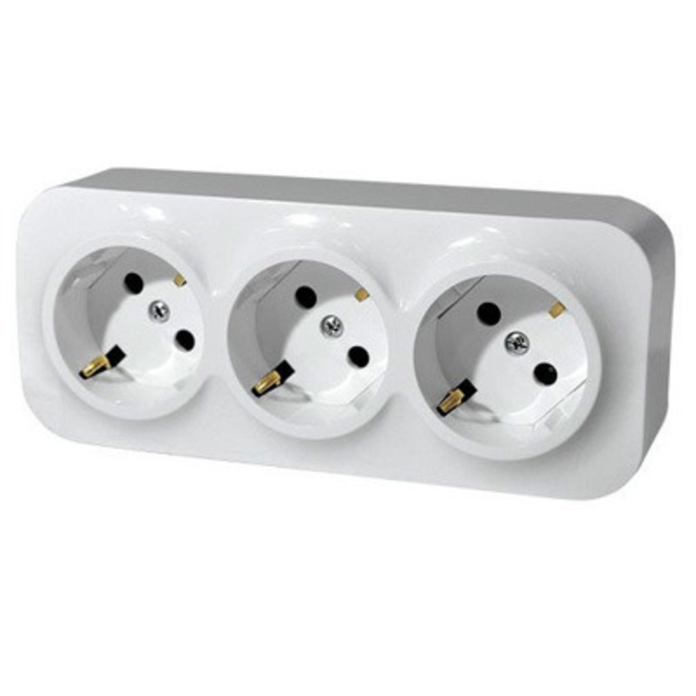 Розетка силовая Legrand 782218 Quteo