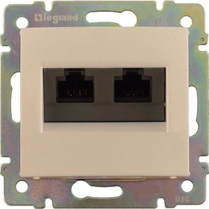 Розетка RJ 45 и телефон Legrand 774133 Valena