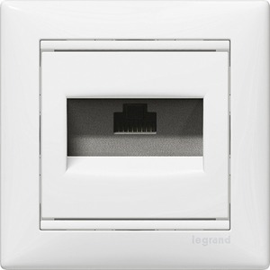 Розетка RJ 45 и телефон Legrand 774244 Valena