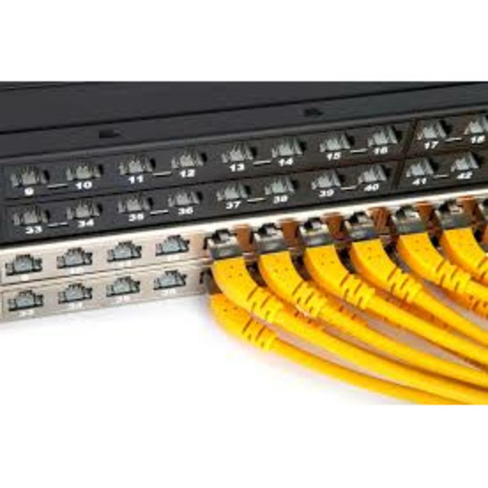 Розетка RJ 45 и телефон Legrand 770073 Valena
