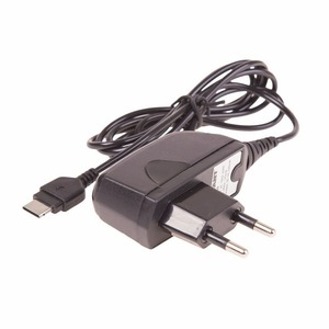 Сетевое зарядное устройство Rexant 16-0265 для SAMSUNG D800 220 В (СЗУ) (5 V, 700 mA) шнур 1.2 м черное
