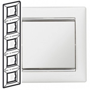 Рамка 5 постов Legrand 770499 Valena