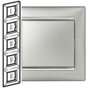 Рамка 5 постов Legrand 770359 Valena