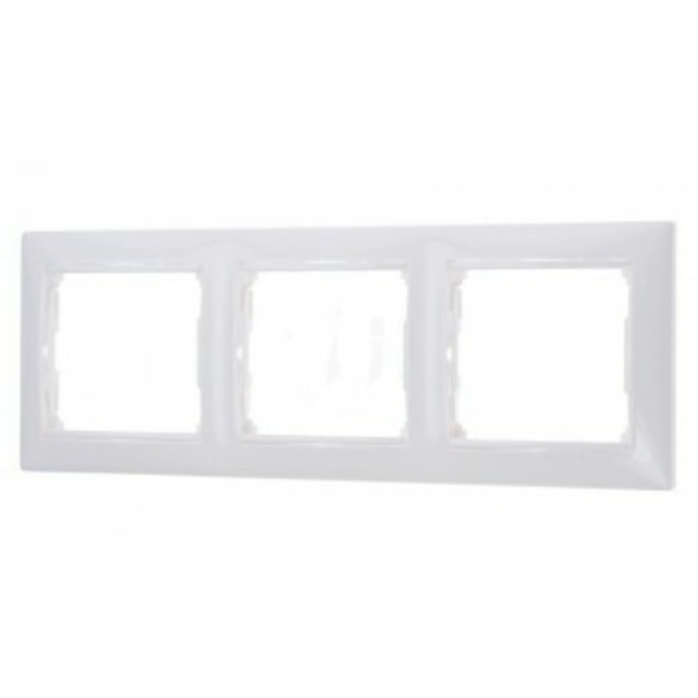 Рамка 3 поста Legrand 774453 Valena