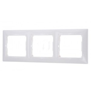 Рамка 3 поста Legrand 770493 Valena