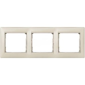 Рамка 3 поста Legrand 770483 Valena
