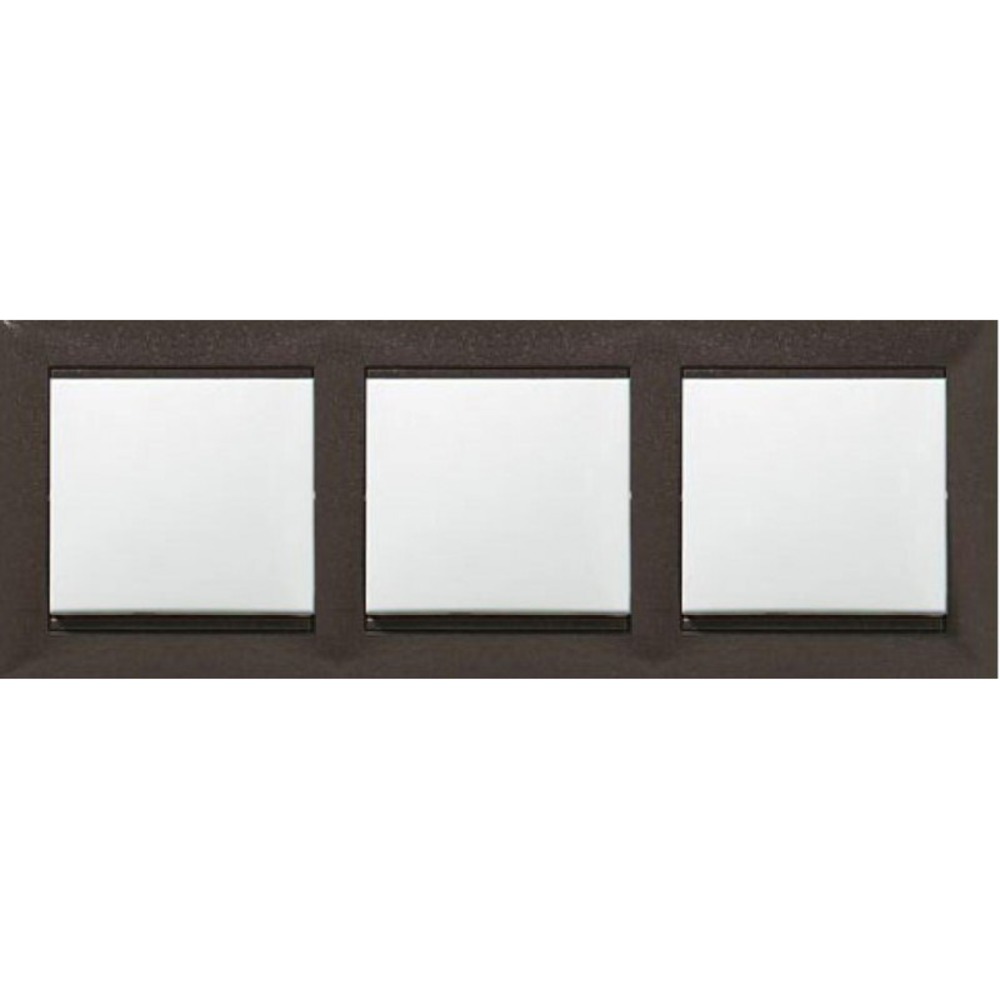 Рамка 3 поста Legrand 770003 Valena