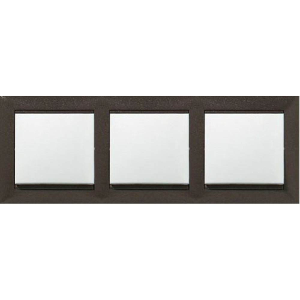 Рамка 3 поста Legrand 770003 Valena