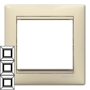 Рамка 3 поста Legrand 774357 Valena
