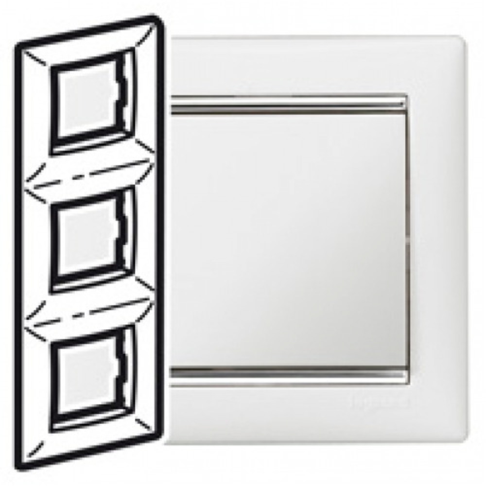 Рамка 3 поста Legrand 770497 Valena
