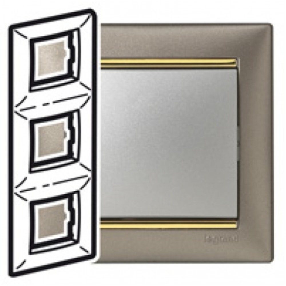 Рамка 3 поста Legrand 770367 Valena