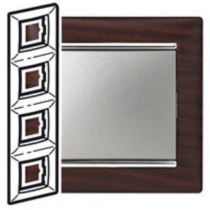 Рамка 4 поста Legrand 770378 Valena