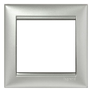 Рамка 1 пост Legrand 770151 Valena