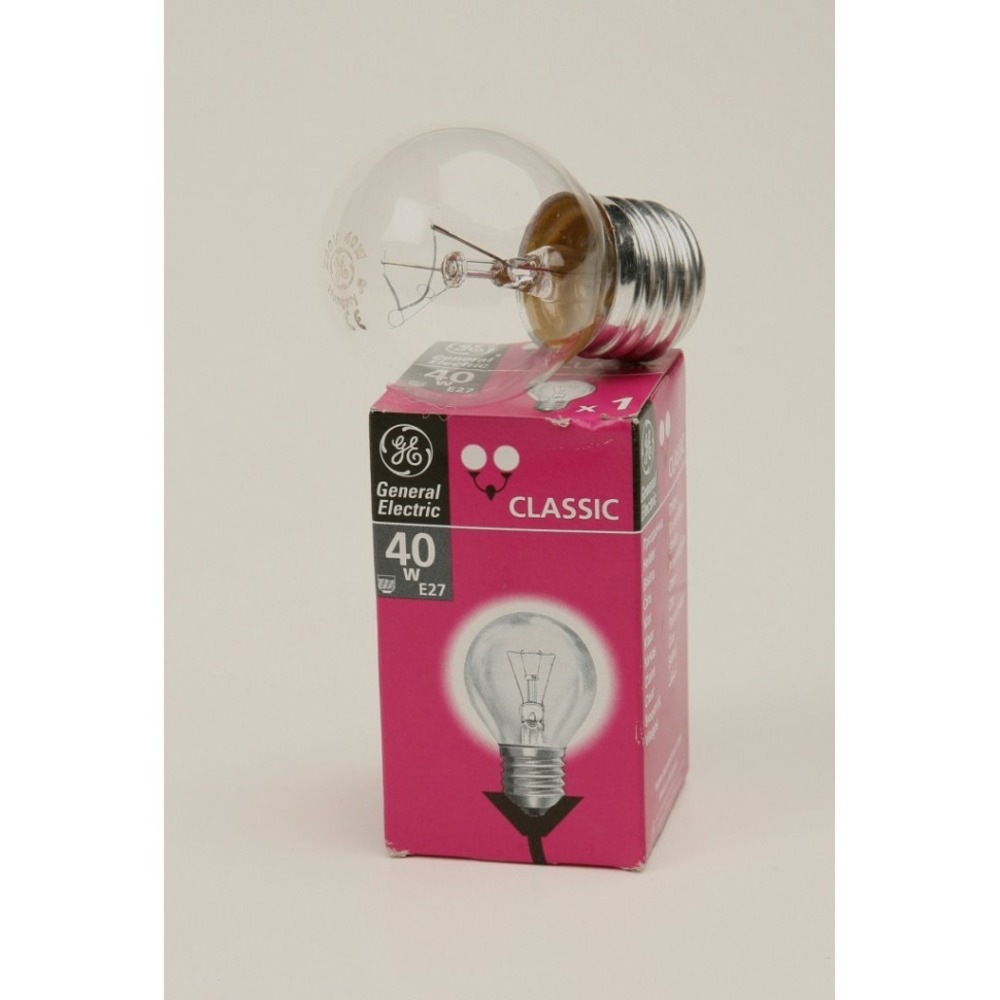 Лампа General Electric Брест P45 шарик 40W 230V E27 CL 74405