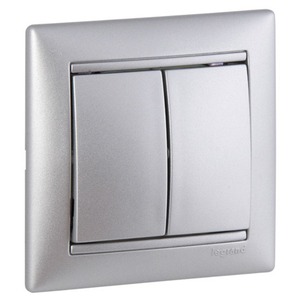 Выключатель двухклавишный Legrand 770105 Valena