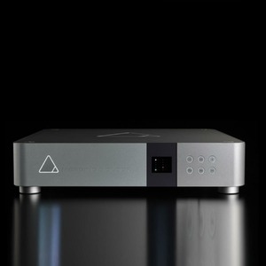 Низкошумящий тактовый генератор импульсов Merging +CLOCK L