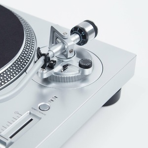 Виниловый проигрыватель Audio-Technica AT-LP120XUSBSV