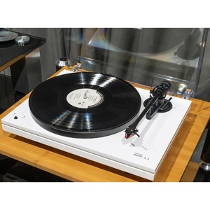 Проигрыватель винила Music Hall MMF-3.3 White