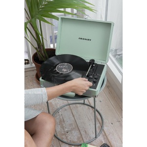Проигрыватель винила Crosley CRUISER DELUXE [CR8005D-MT] Mint c Bluetooth
