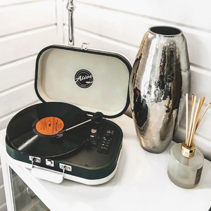 Проигрыватель винила Alive Audio VINTAGE Cades Gin c Bluetooth