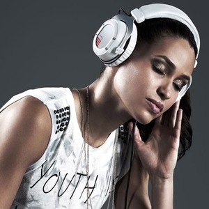 Наушники мониторные классические Beyerdynamic Custom One Pro White