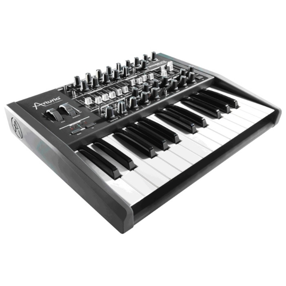 Аналоговый синтезатор Arturia Minibrute