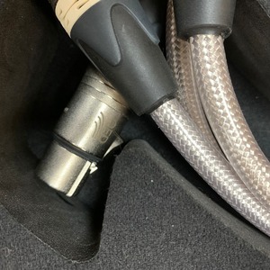 Кабель аудио 2xXLR - 2xXLR QED (I-QEDSIG40/2.0XLR) Signature Audio 40 XLR 2.0m