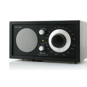 Радиоприемник Tivoli Audio Model One BT Black/Black/Silver
