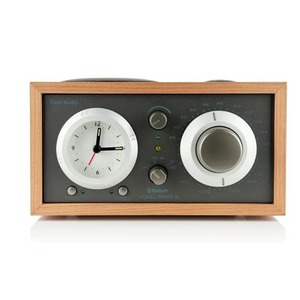 Радиоприемник с часами Tivoli Audio Model Three BT Cherry/Taupe