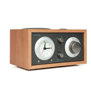 Радиоприемник с часами Tivoli Audio Model Three BT Cherry/Taupe
