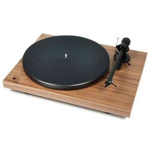 Проигрыватель винила Pro-Ject DEBUT III PHONO Wood OM5e