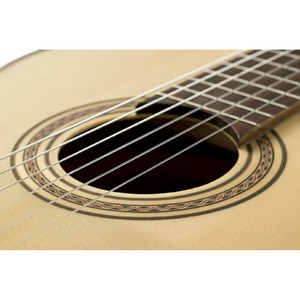 Классическая гитара La Mancha Rubi S