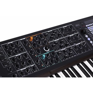 Аналоговый синтезатор Arturia PolyBrute Noir