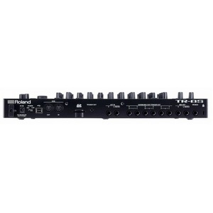 Драм-машина Roland TR-8S