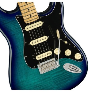 Электрогитара Fender Player Stratocaster HSS Plus Top MN Blue Burst