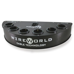 Сетевой фильтр WireWorld Space Port Power Conditioner