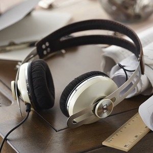 Наушники внутриканальные для iPhone Sennheiser MOMENTUM On-Ear Ivory