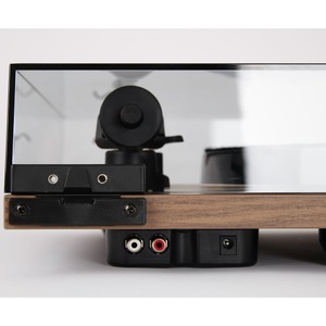 Виниловый проигрыватель Rega Planar 1 Plus Walnut